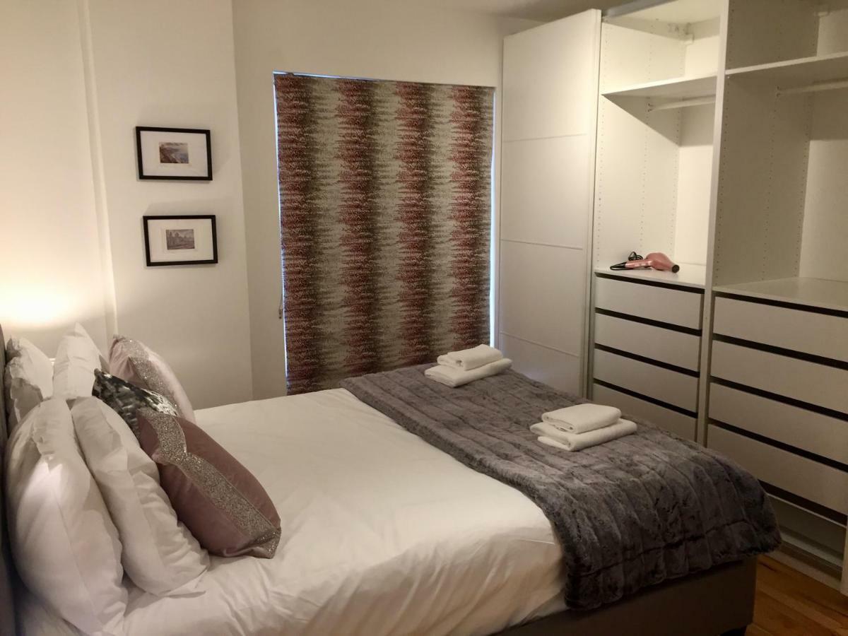 City Centre Belfast Free Parking Екстериор снимка